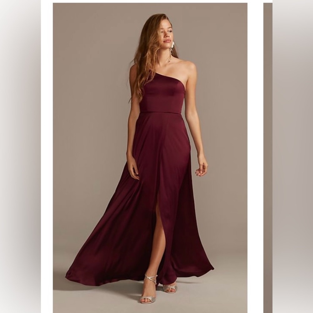NWT One Shoulder with Pockets